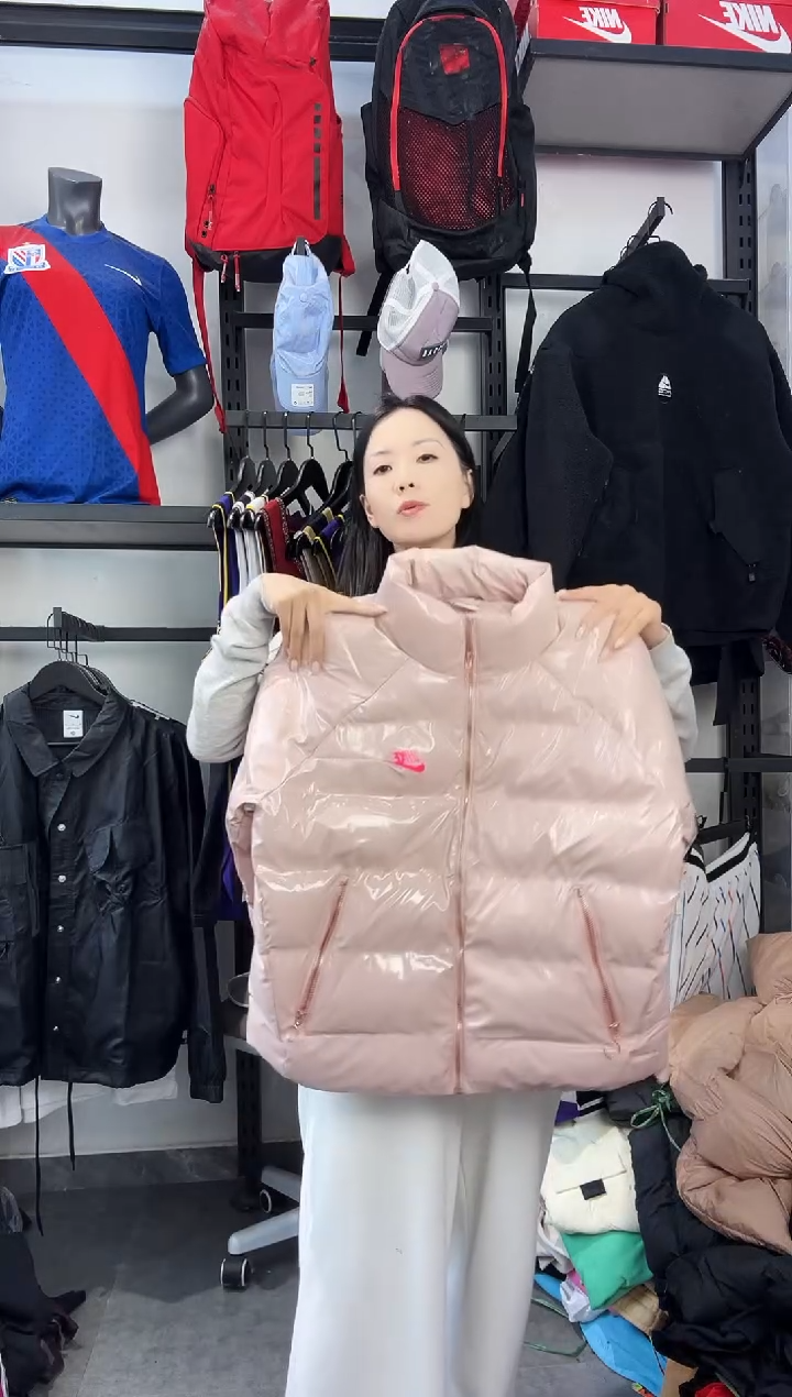 124  ·编码 瑕疵款直播间过款为准 尺码· 表破