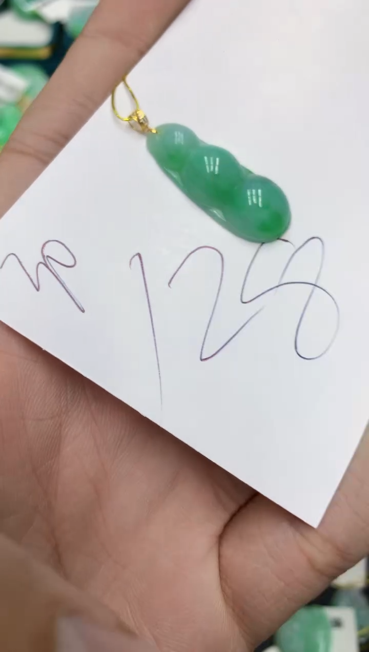 【闪购商品】翡翠颈饰18K金镶嵌号链接111111