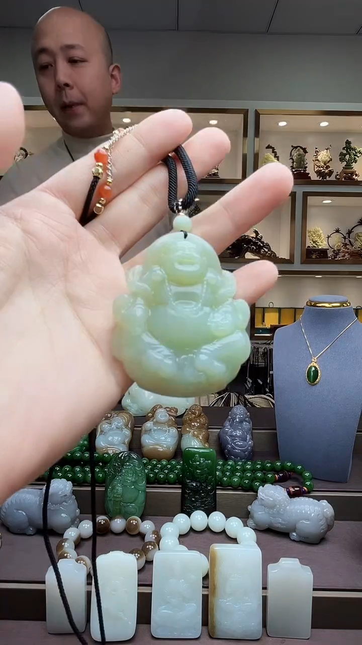 【闪购商品】和田玉颈饰未镶嵌苏