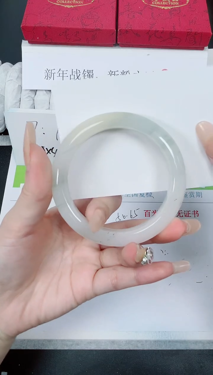 【闪购商品】石英质玉手镯未镶嵌K164-56.6