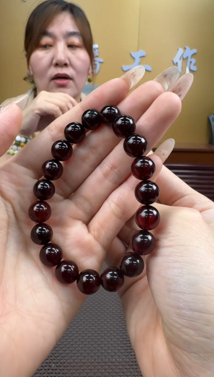 【闪购商品】琥珀裸石未镶嵌9-10手串