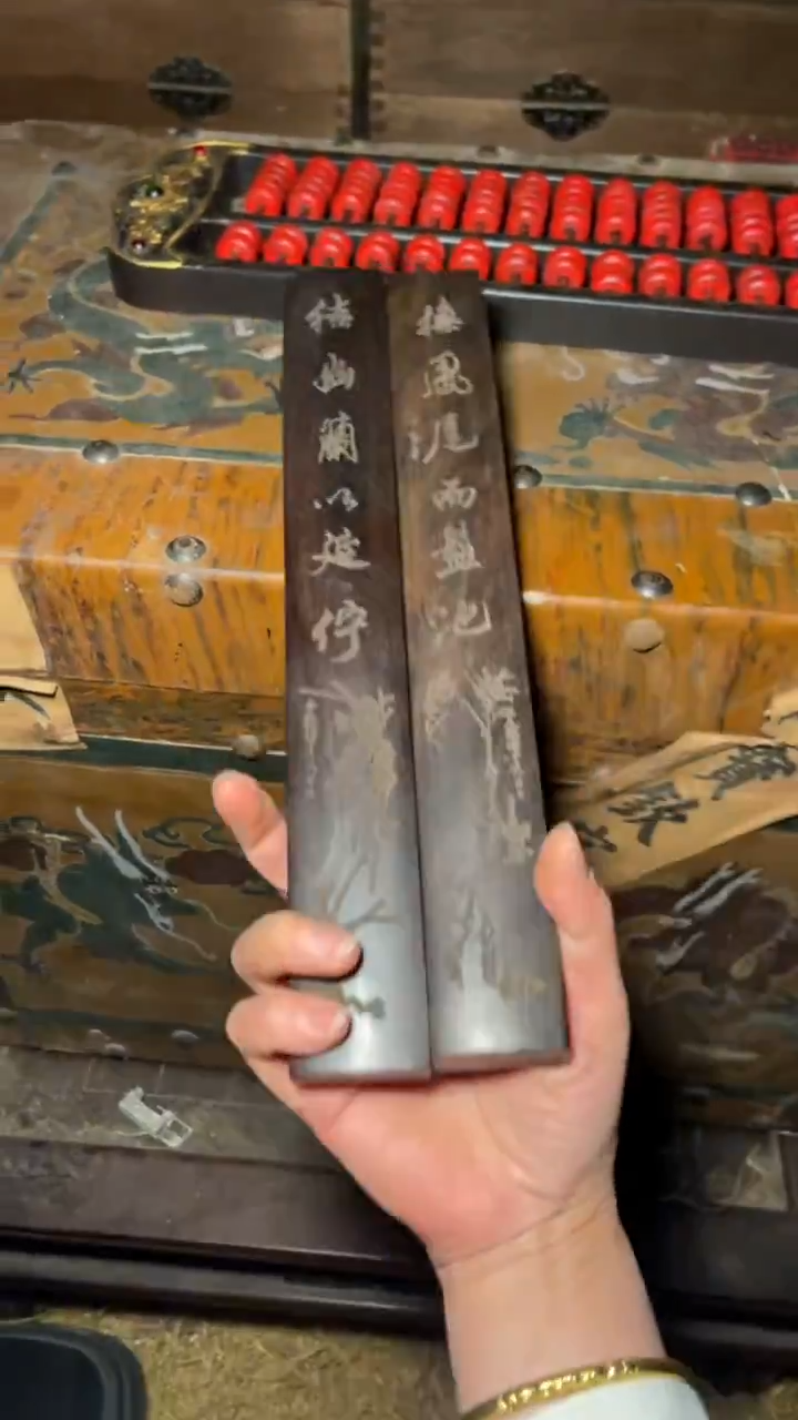 木 一一一高端精美福利镇尺