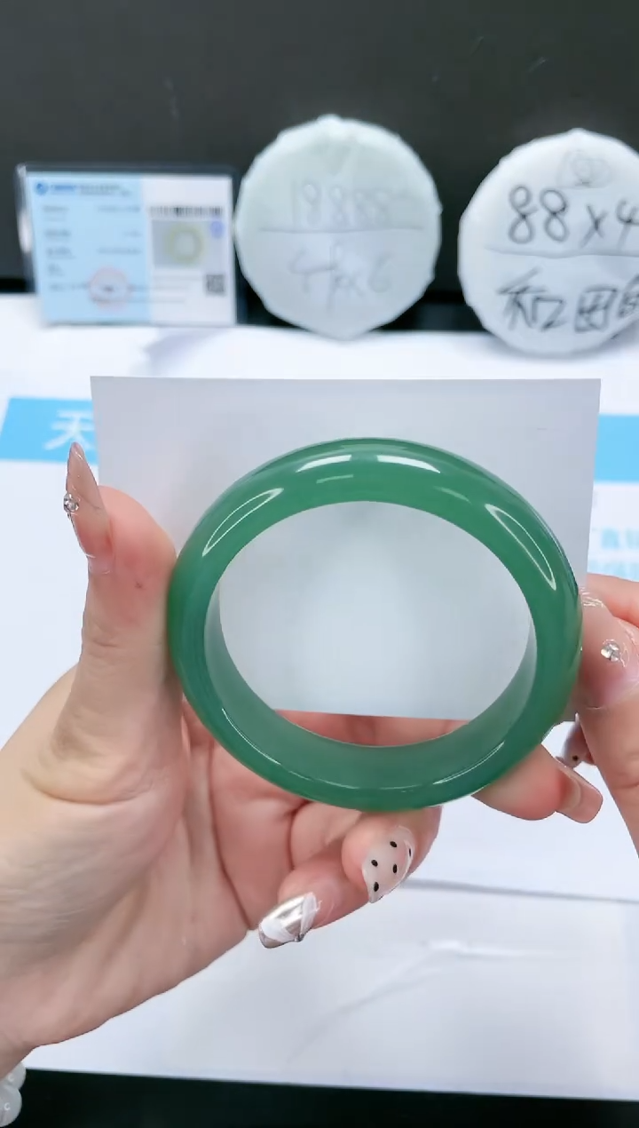 【闪购商品】石英质玉手镯未镶嵌293-57.1