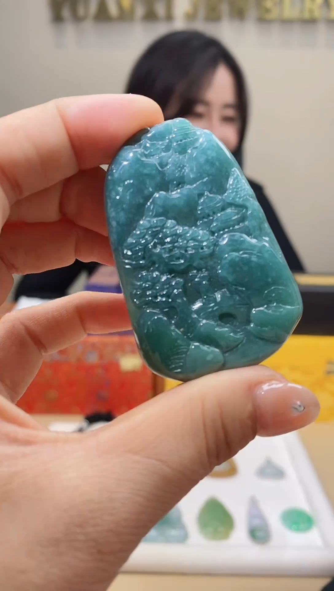 【闪购商品】翡翠颈饰未镶嵌天然A货翡翠山水牌