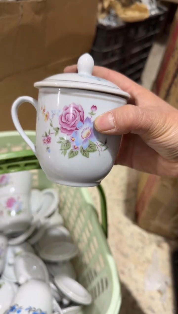 【闪购商品】摆件办公杯200毫升微瑕介意勿拍