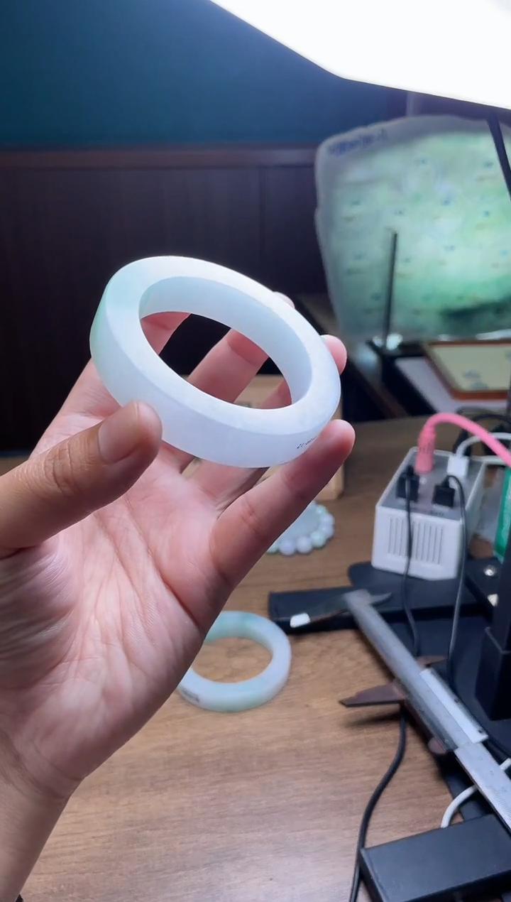 【闪购商品】定制翡翠手镯未镶嵌定制