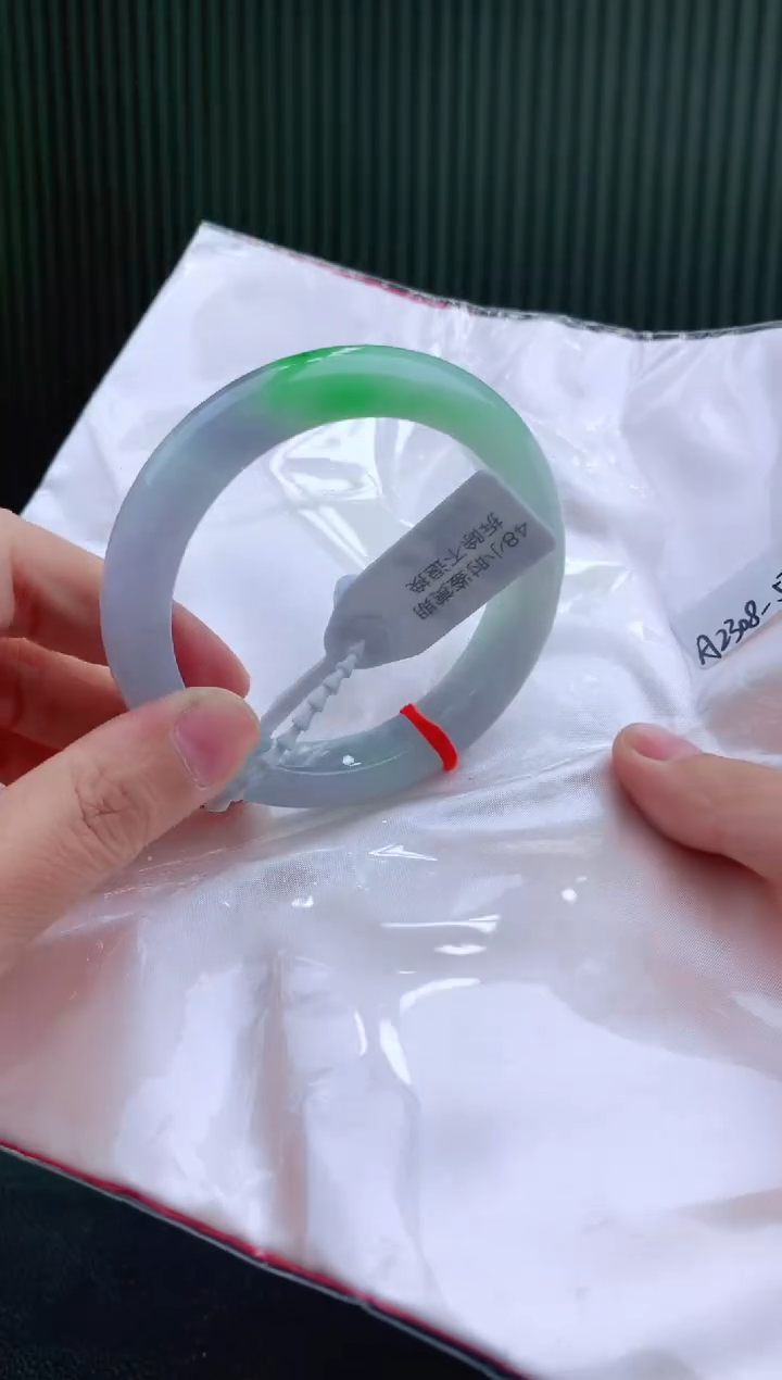 未镶嵌手镯翡翠57