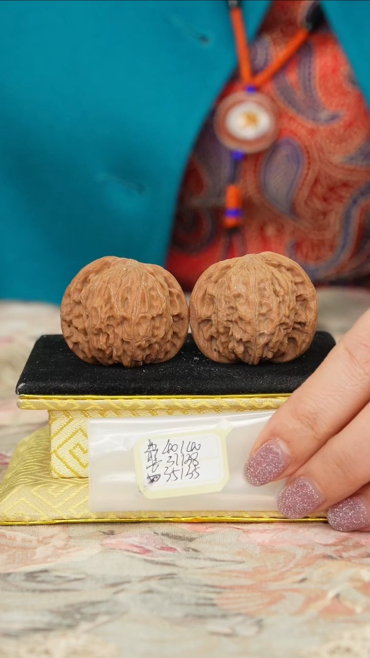 【闪购商品】文玩核桃把件磨盘