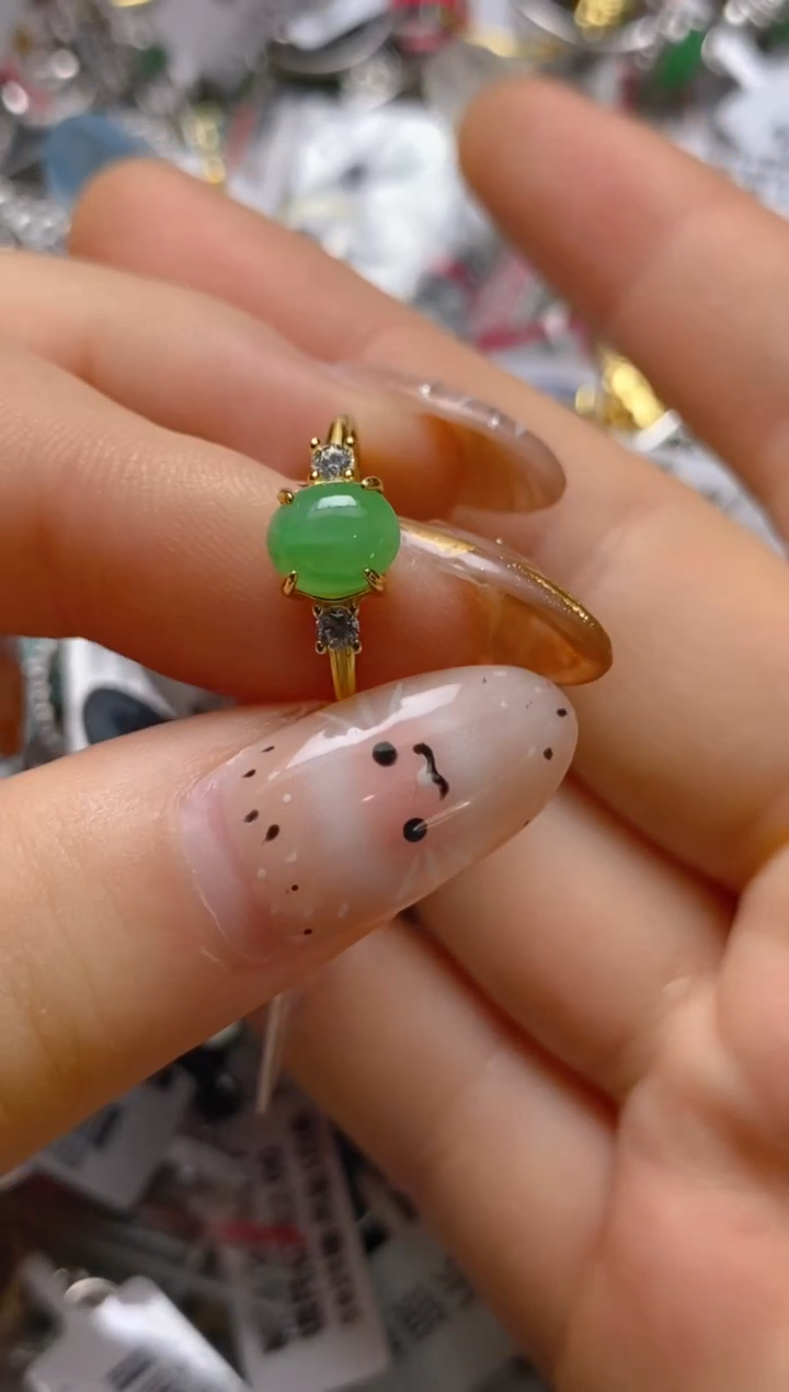 银S925镶嵌戒指翡翠百内无证书