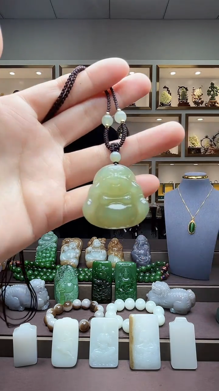 【闪购商品】和田玉颈饰未镶嵌苏