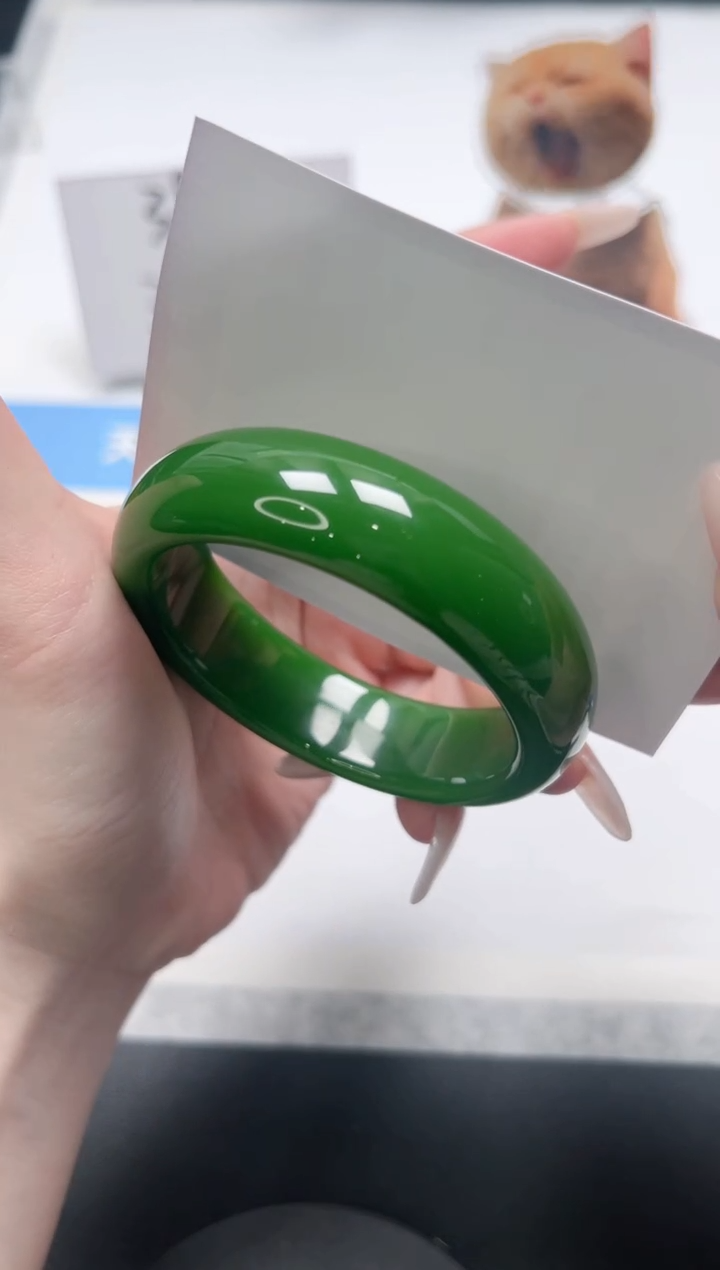 【闪购商品】石英质玉手镯未镶嵌124/绿55.4