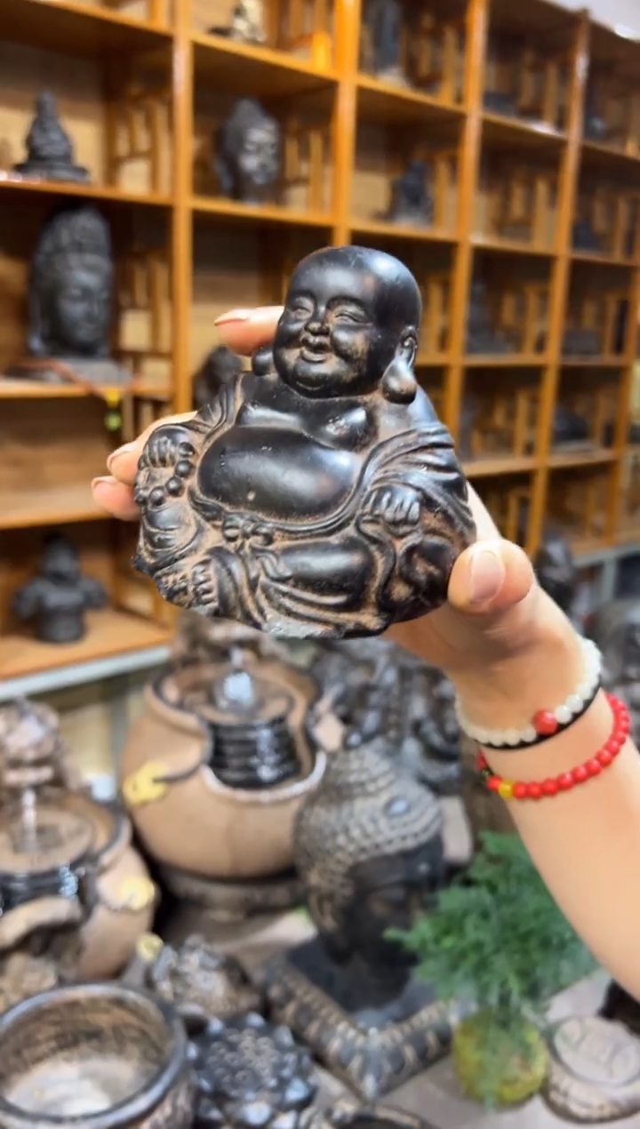 陶土【火山泥】未来佛