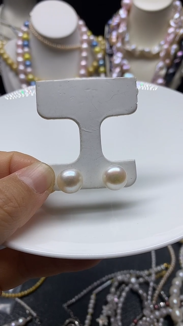 颈饰未镶嵌淡水珍珠多人