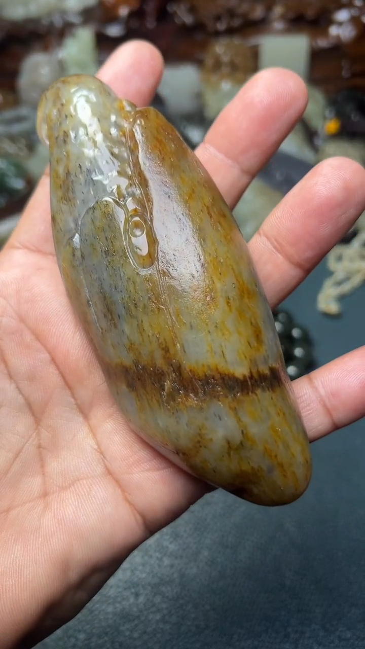 未镶嵌和田玉把件-