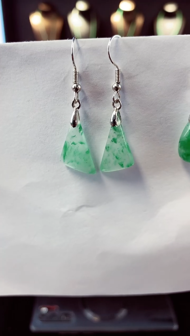 【闪购商品】石英质玉耳坠未镶嵌耳钉