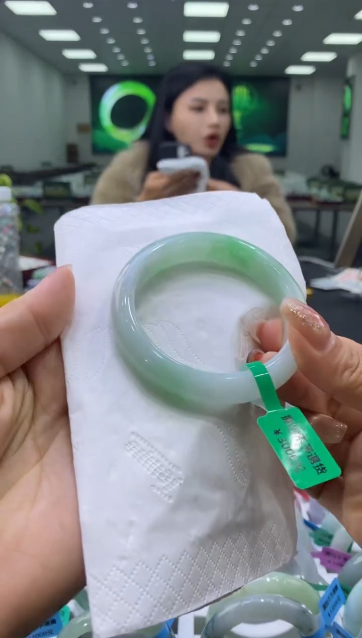 未镶嵌手镯翡翠00003435