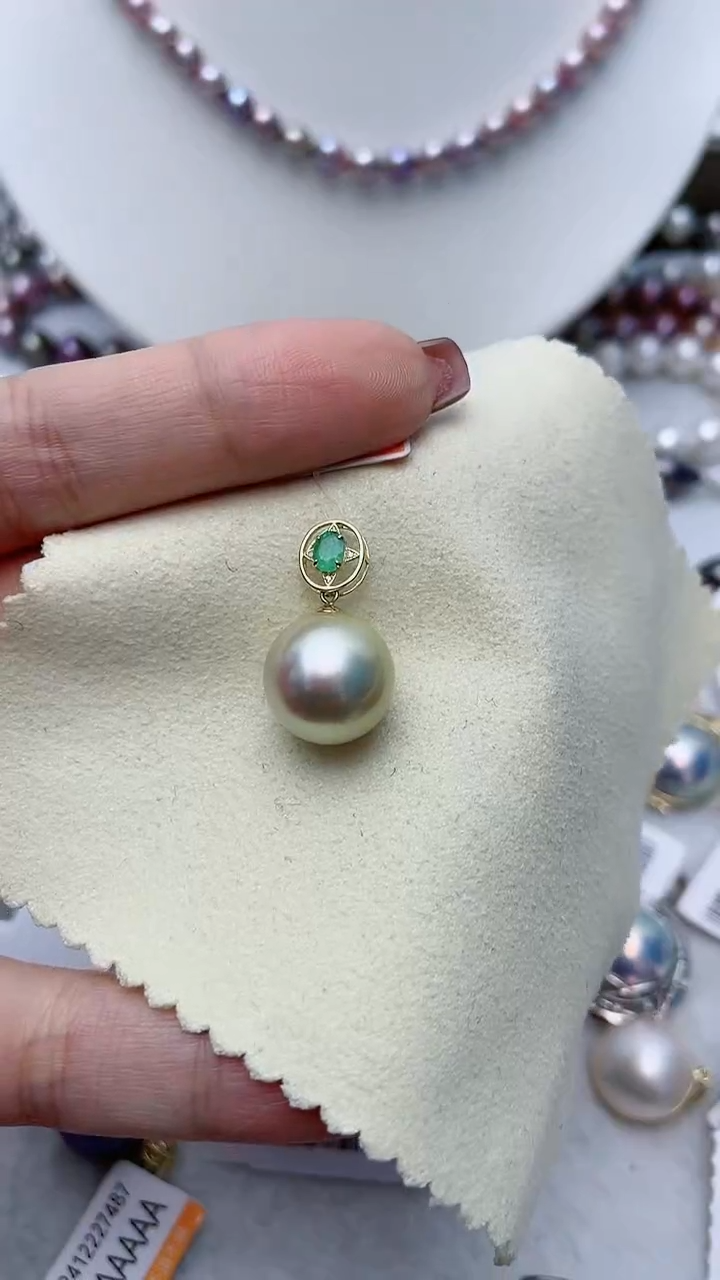 【闪购商品】海水珍珠颈饰18K金镶嵌W90