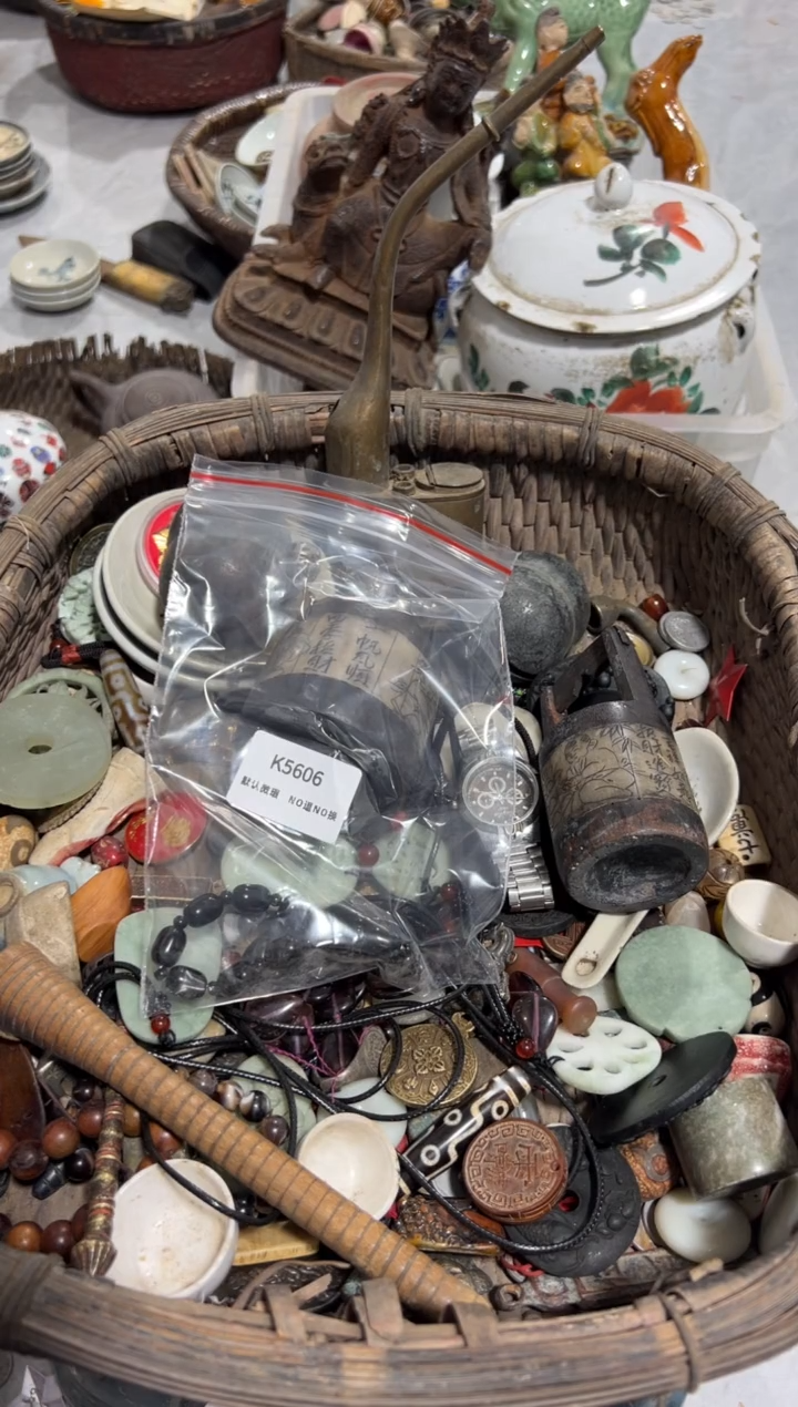 雨**潇秒拍秒付闪购瓷铜摆件