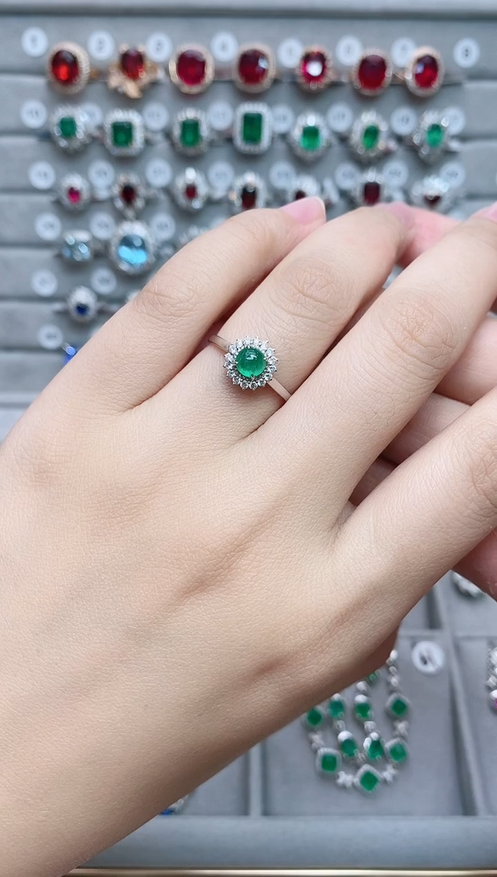 【闪购商品】祖母绿18K金戒指18K金镶嵌·