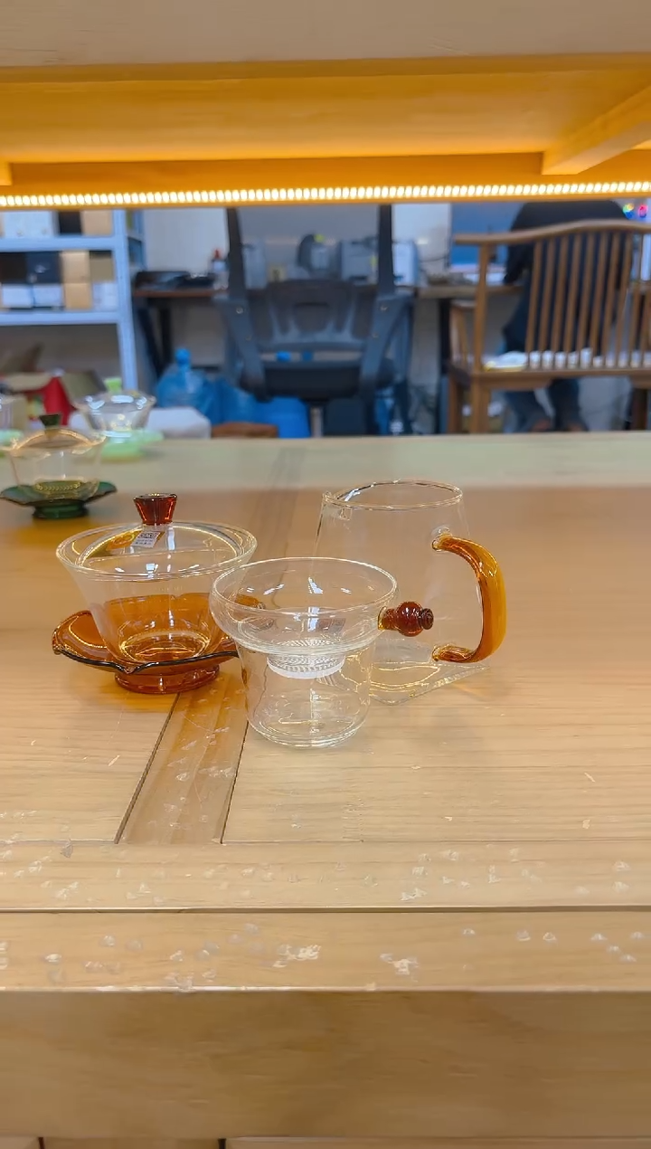 禾器-荷叶盖碗-琥珀色+瀚然茶海+