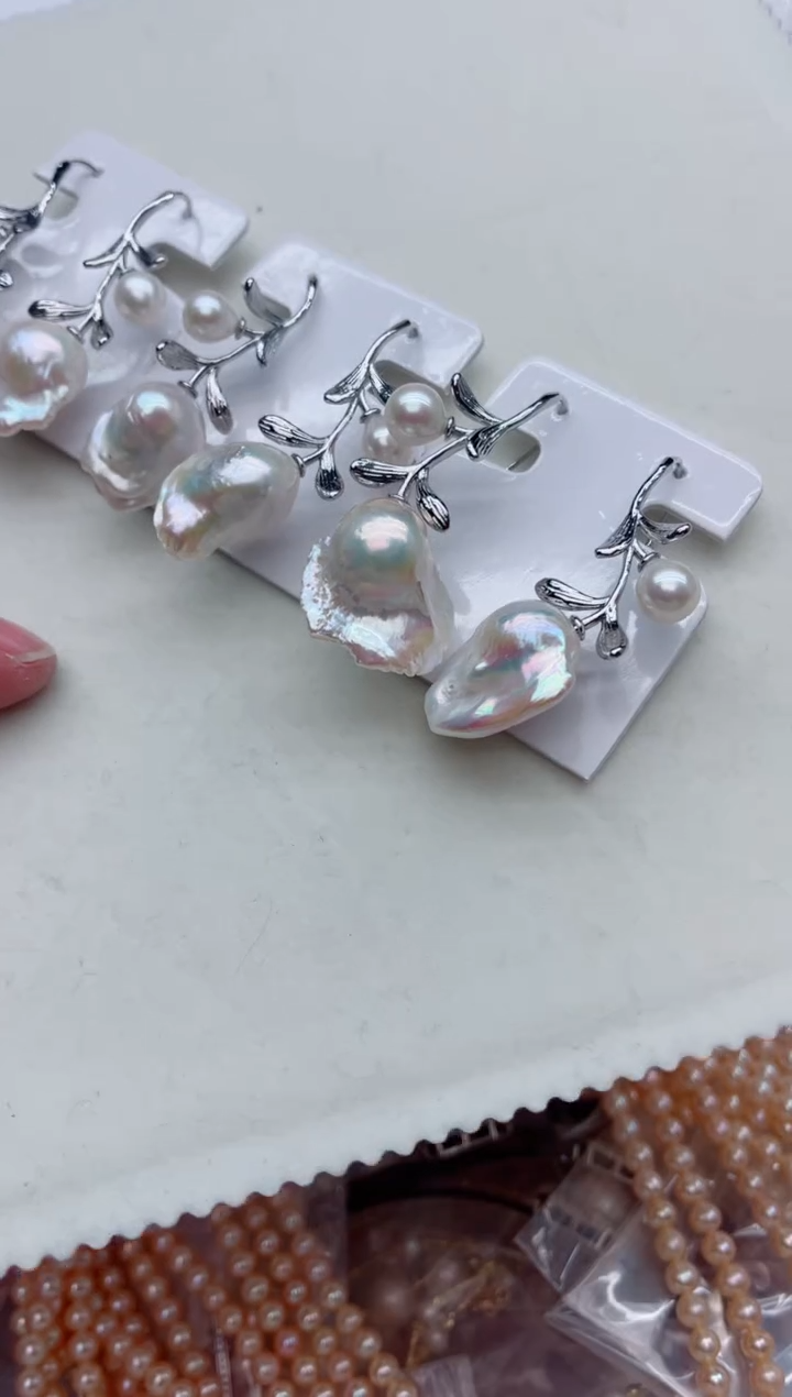 未镶嵌耳饰淡水珍珠多样性发其一，非无暇