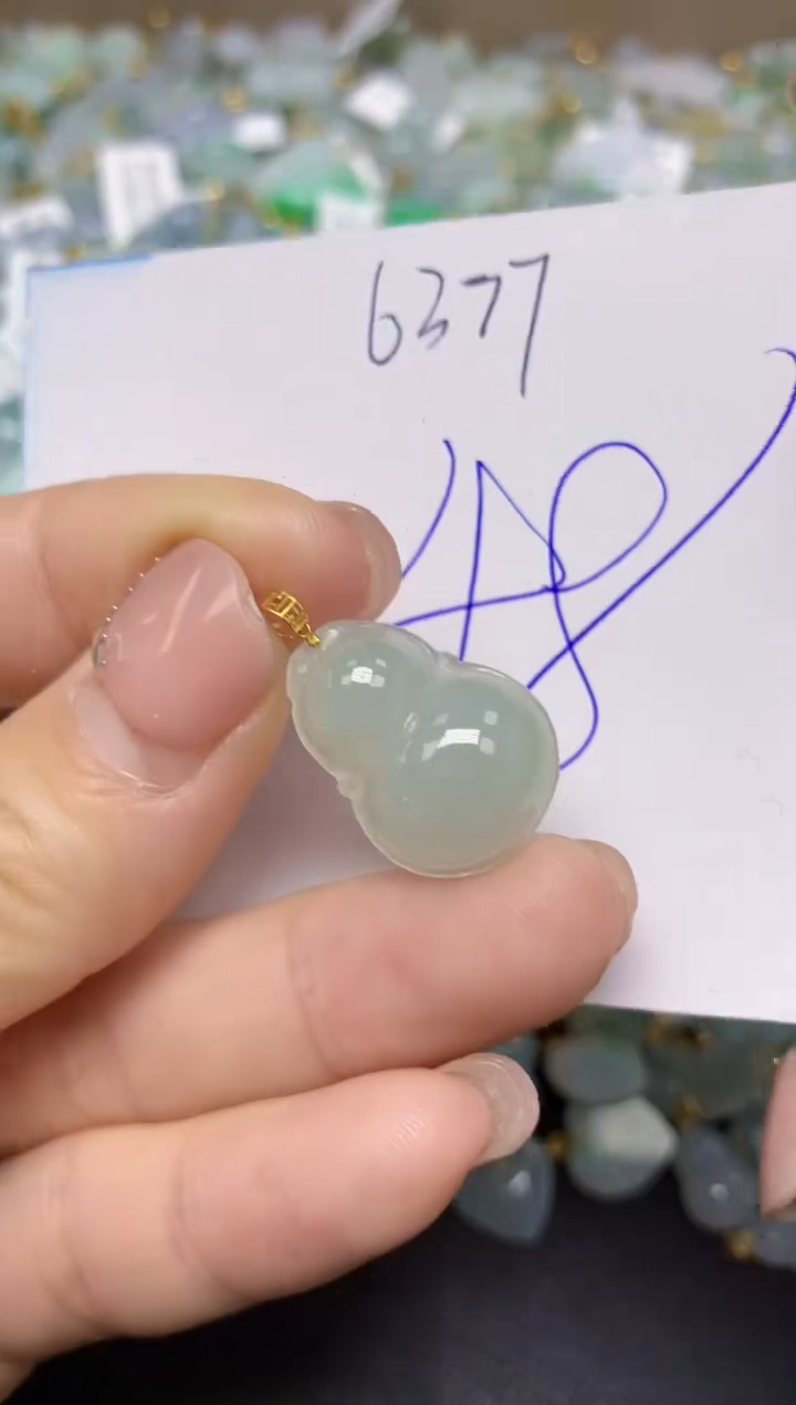 【闪购商品】翡翠挂件18K金镶嵌 天然翡翠A货