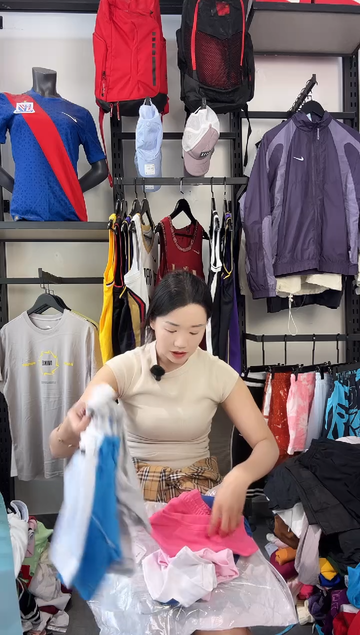 237  ·编码 瑕疵款以直播间过款为准 尺码·5