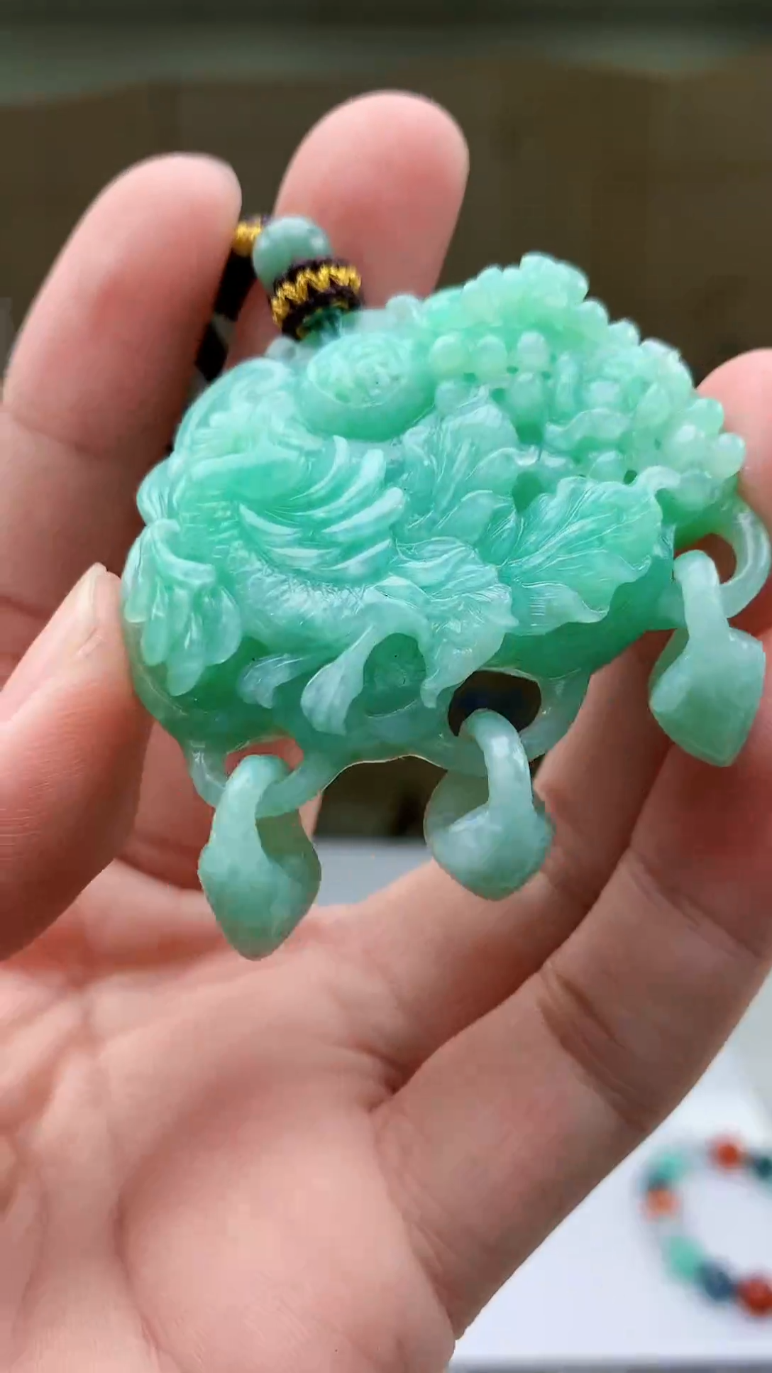 【闪购商品】定制翡翠未镶嵌4902bb-毛货挂件94