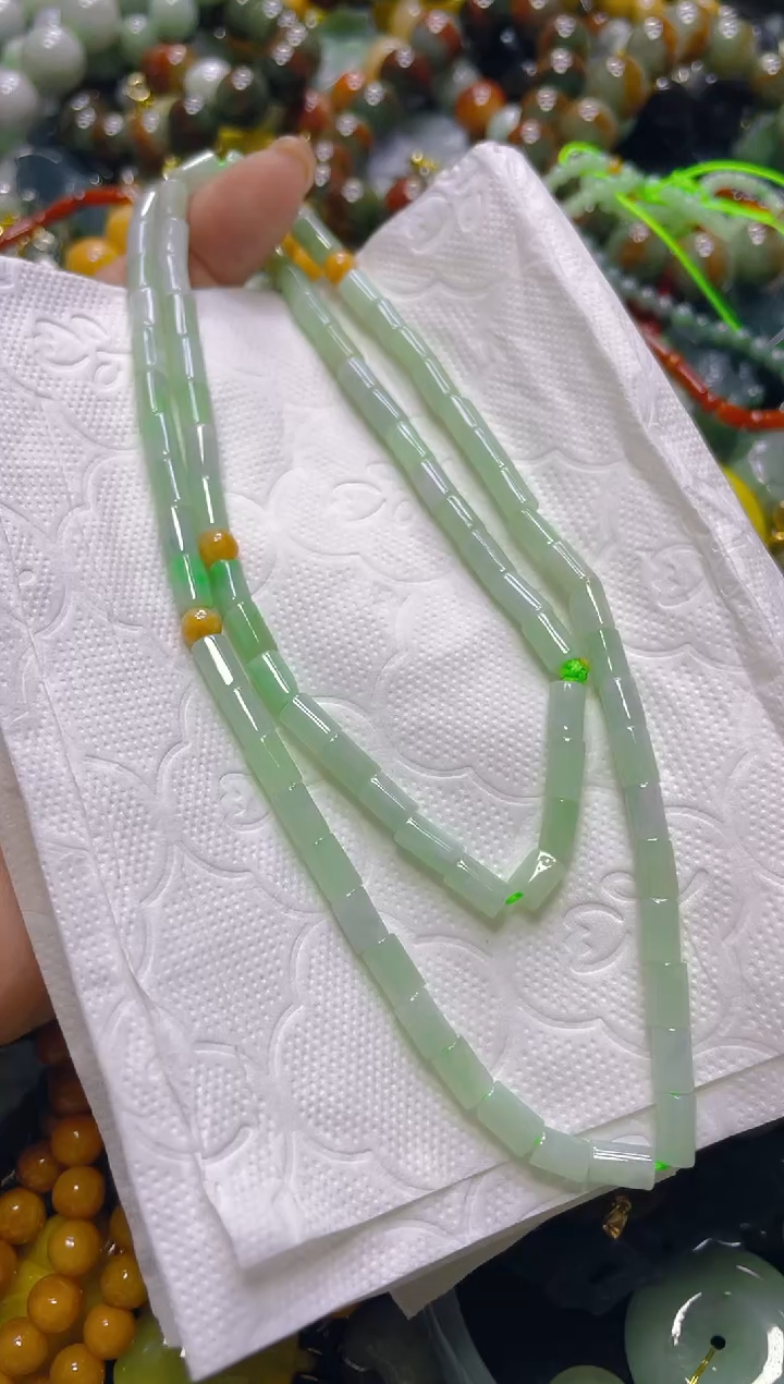 颈饰未镶嵌翡翠5MM