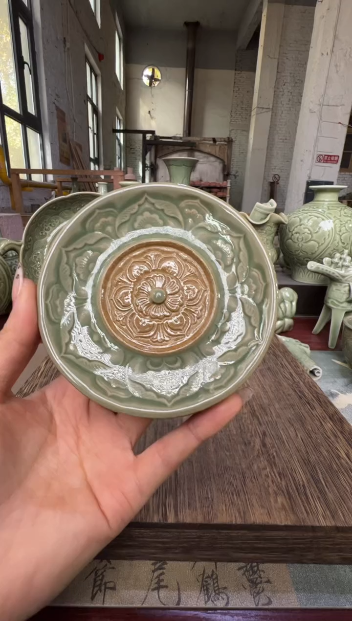 耀州窑宝相纹盖置