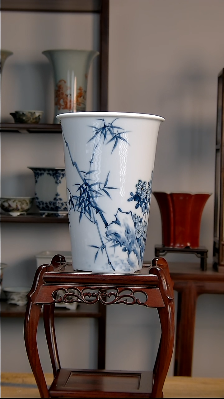 礼****昌景德镇陶瓷手工花盆