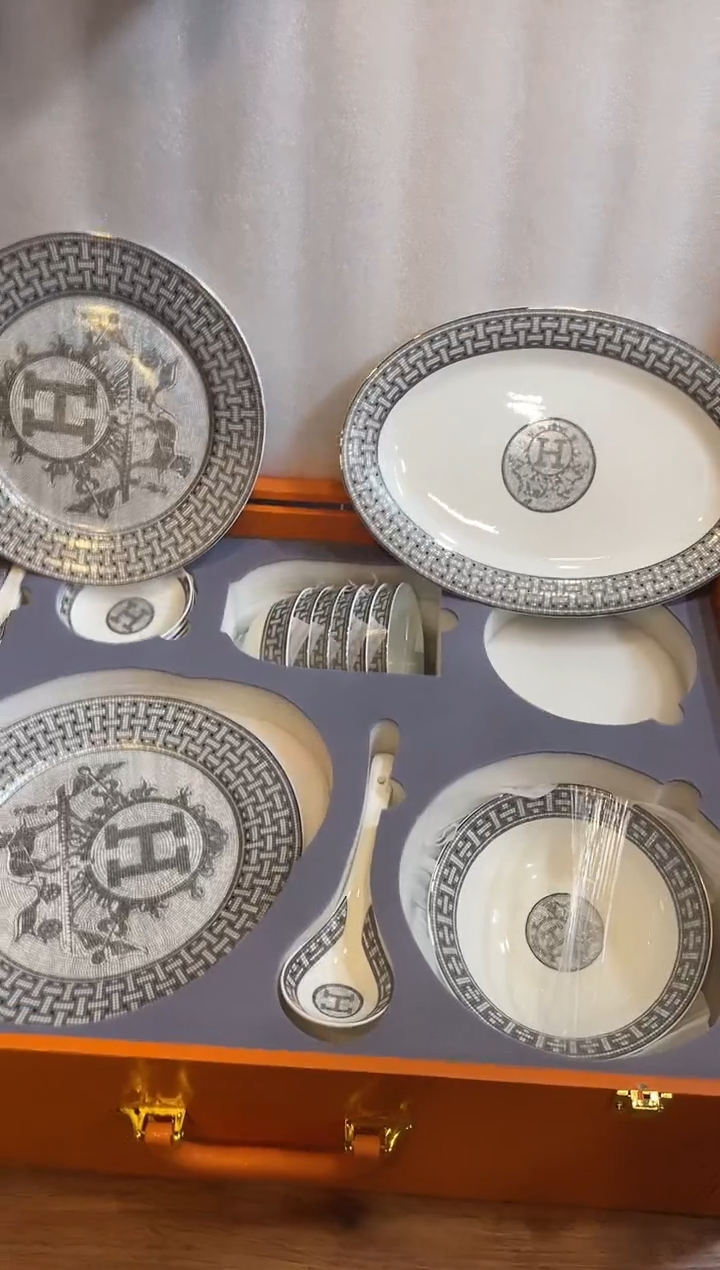 杯鸿辉家品牌瓷器，京东包邮！