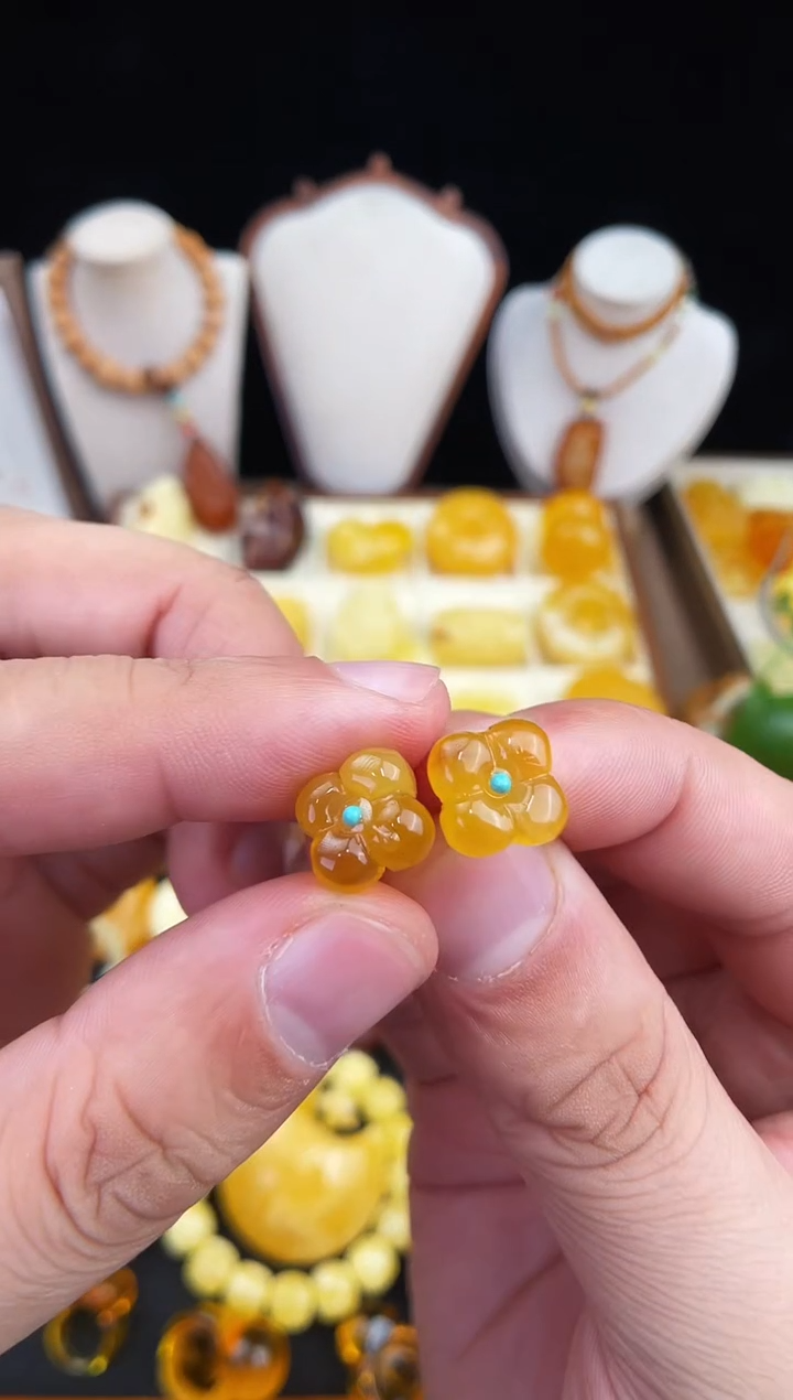 琥珀未镶嵌珠宝奇石柒月