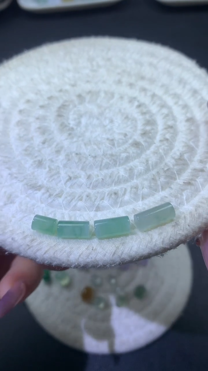 【闪购商品】定制翡翠未镶嵌珠子多样性发其一