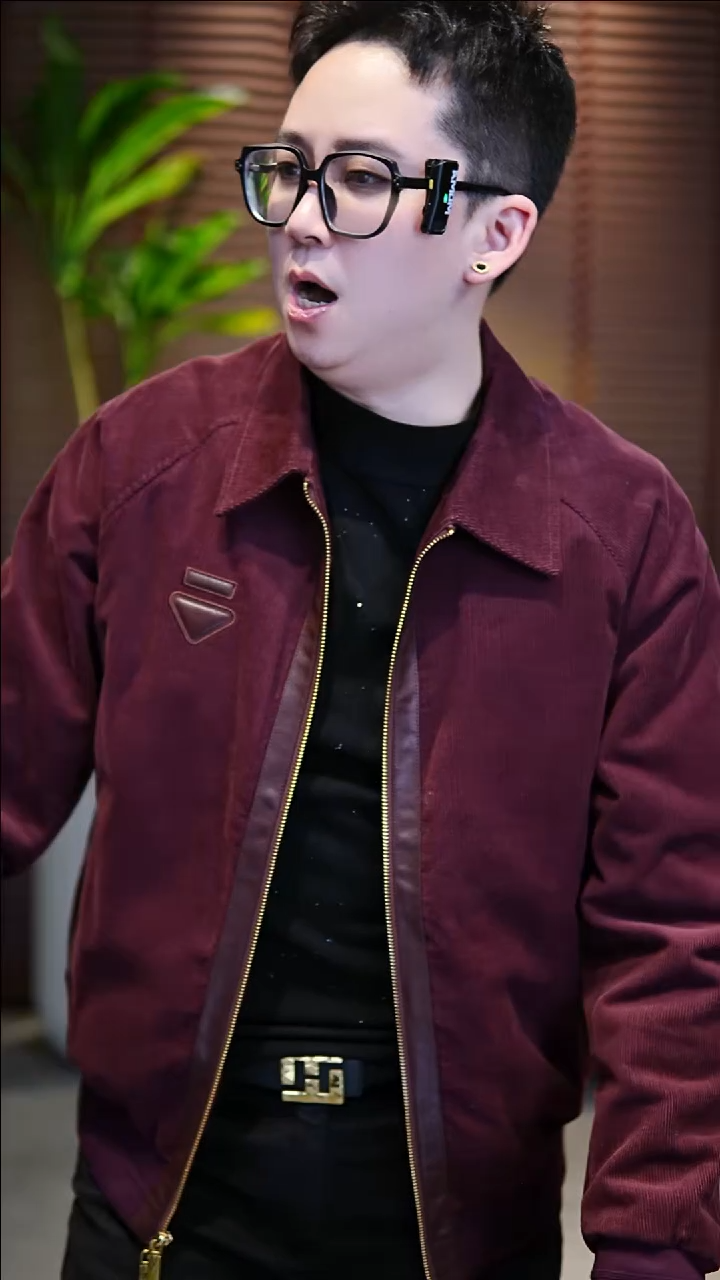 用****952码（140-155斤）羊皮拼接鹅绒夹克