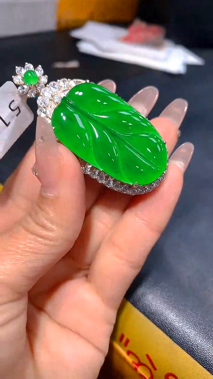 【闪购商品】定制翡翠未镶嵌62-多样性发货(发其一）