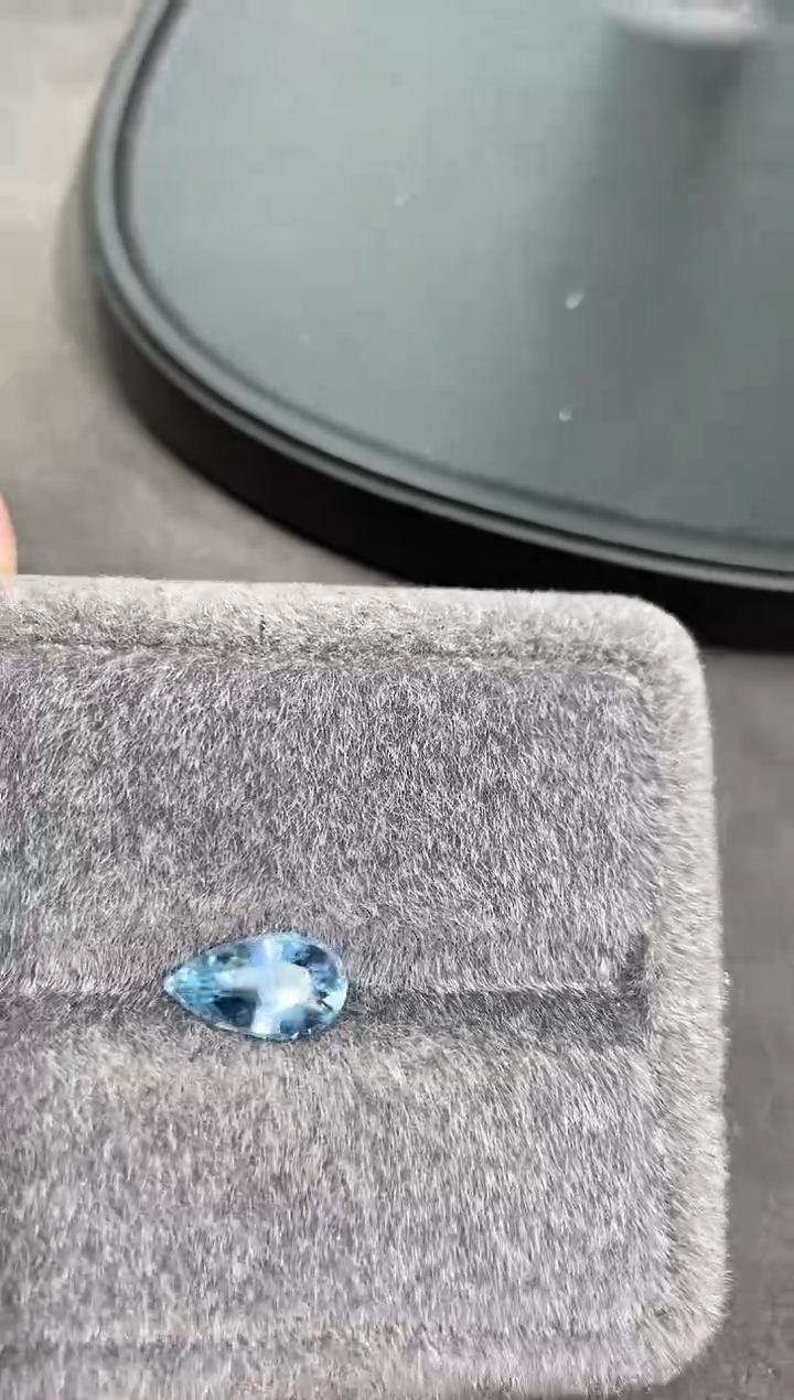 【闪购商品】海蓝宝石裸石未镶嵌a-364 1.9ct