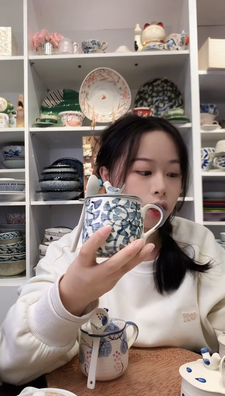 陶瓷美浓烧唐草盖杯250ml