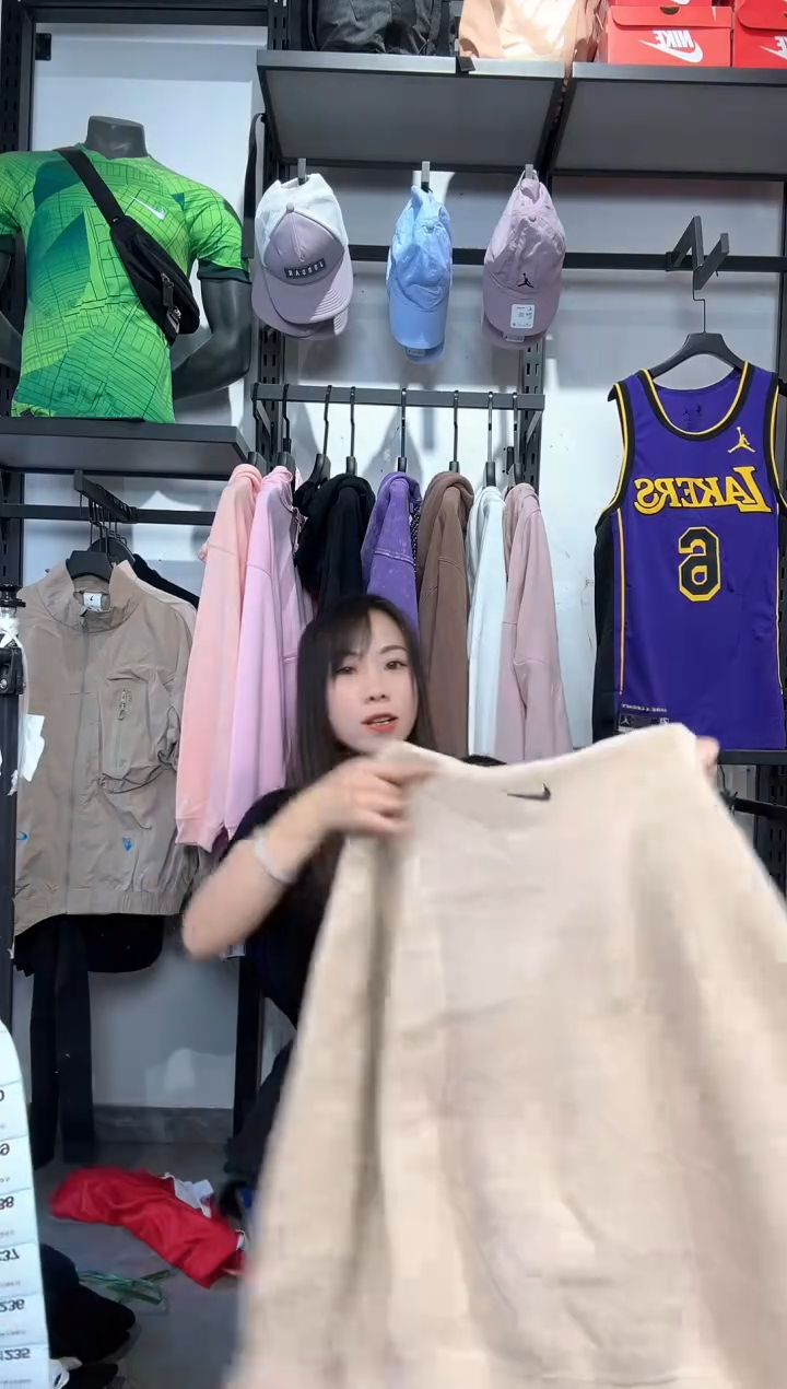 1234   编码 瑕疵款直播间过款为准 尺码 