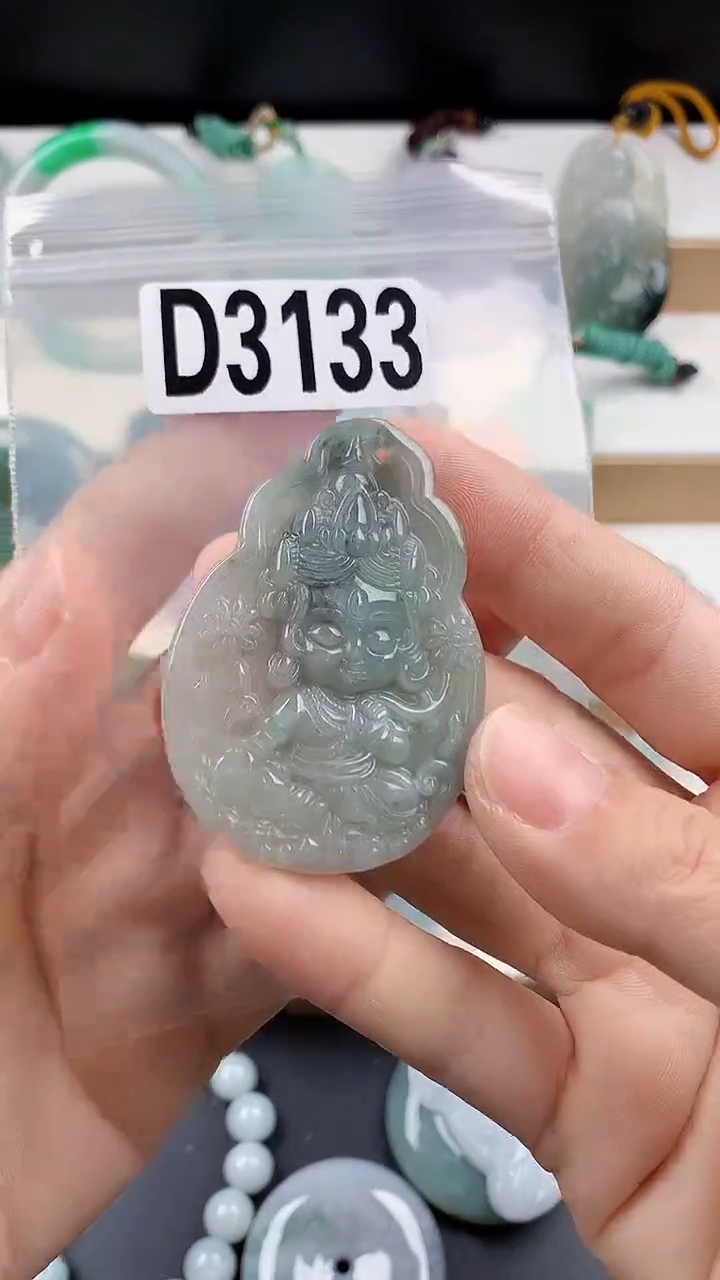 颈饰未镶嵌翡翠天然翡翠吊坠挂件