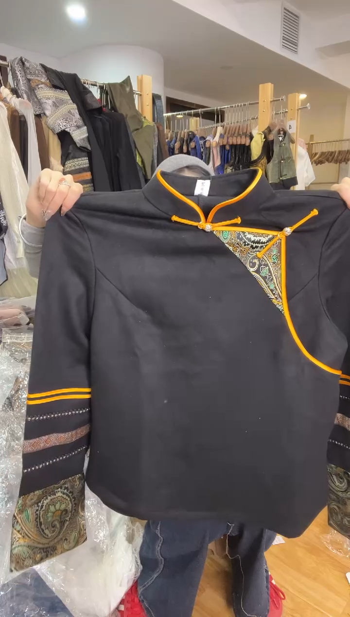 卫衣       XL码      120-130斤