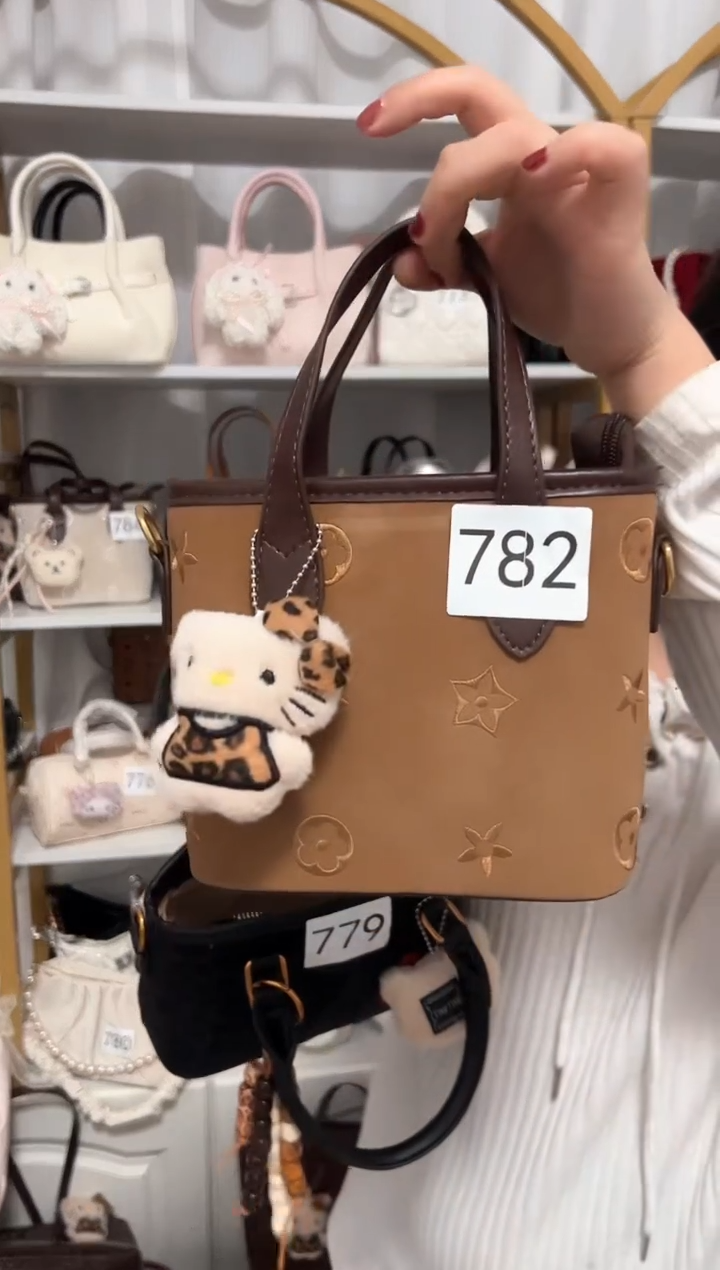 PU公主的包包 782 