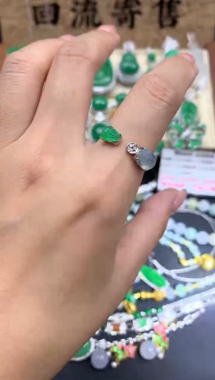 【闪购商品】翡翠戒指18K金镶嵌341-中国好珍宝