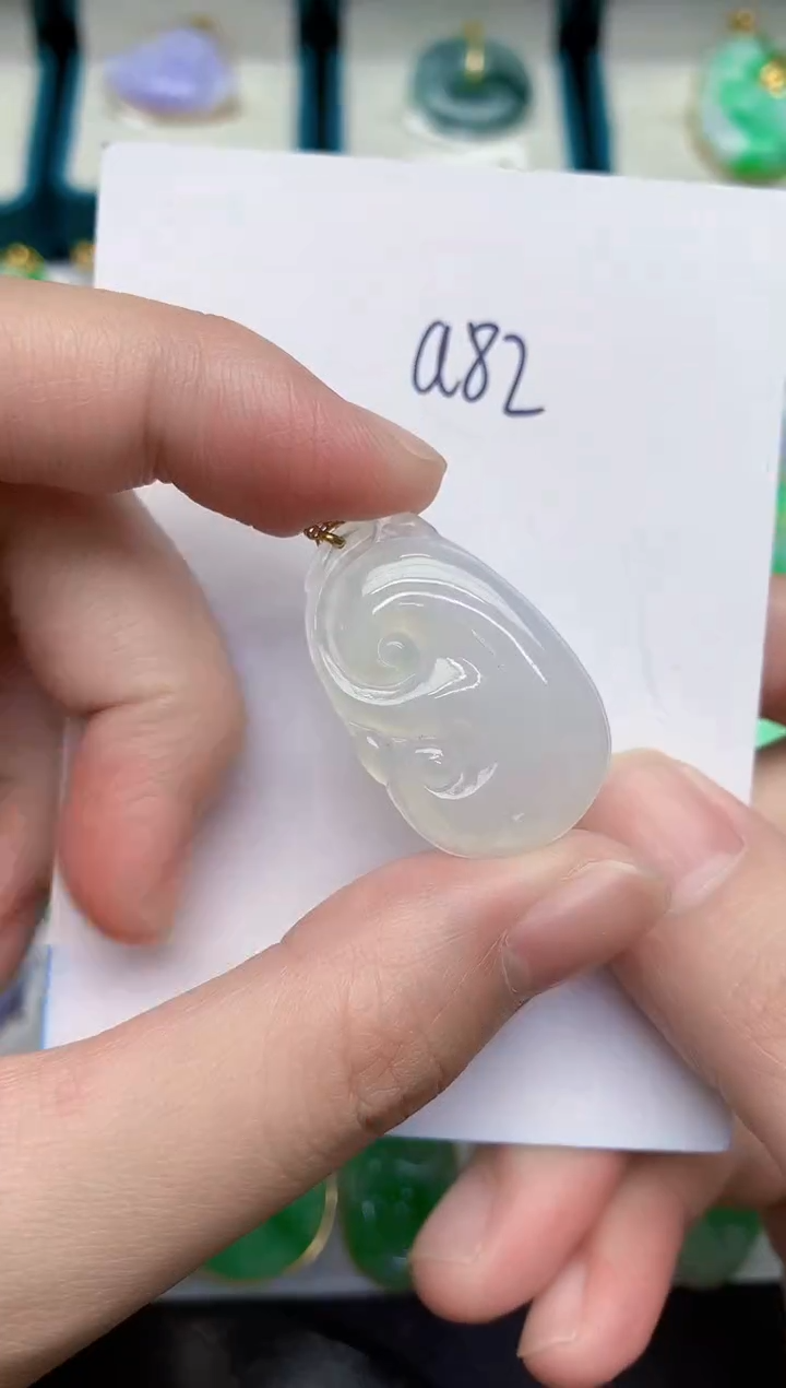 【闪购商品】翡翠颈饰18K金镶嵌000000000