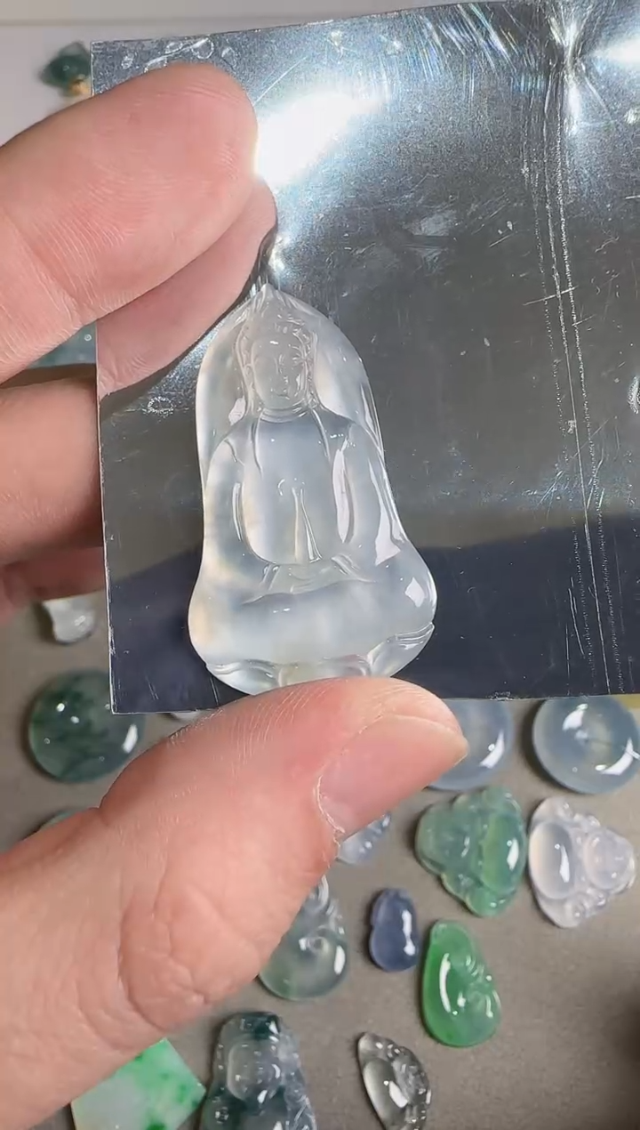 吊坠(不含链)未镶嵌翡翠.
