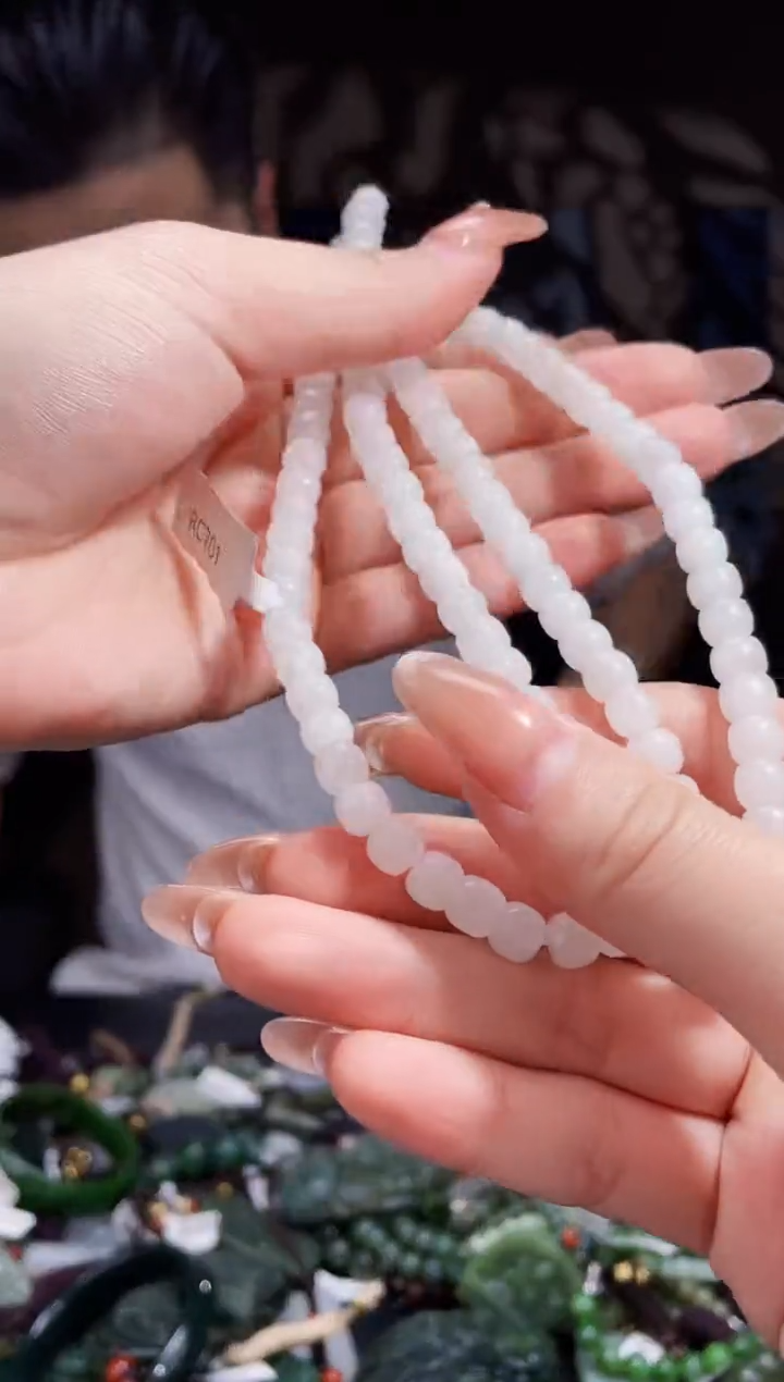 【闪购商品】和田玉颈饰未镶嵌拍一发一