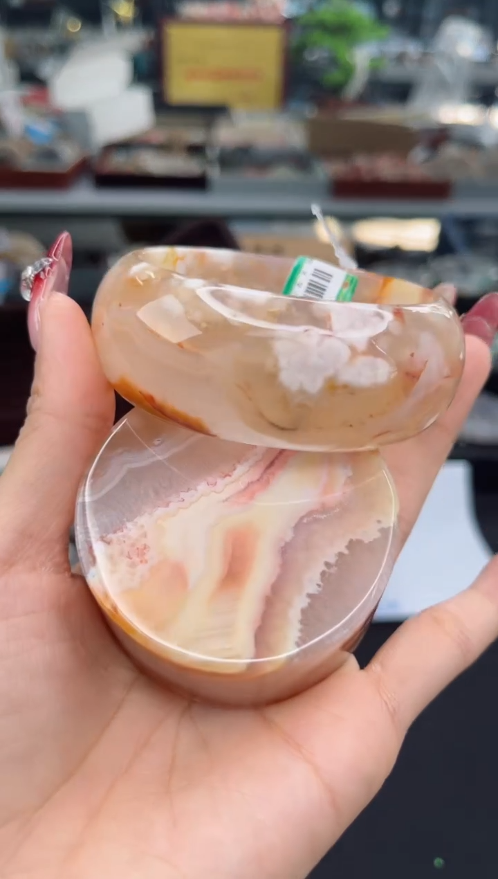 【闪购商品】石英质玉手镯未镶嵌59圈口（赠品镯心）6600216