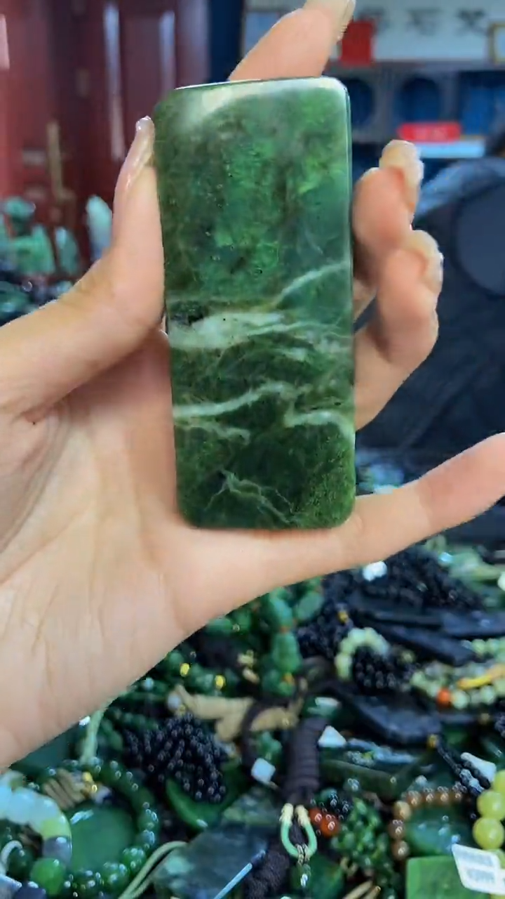 未镶嵌和田玉挂件1