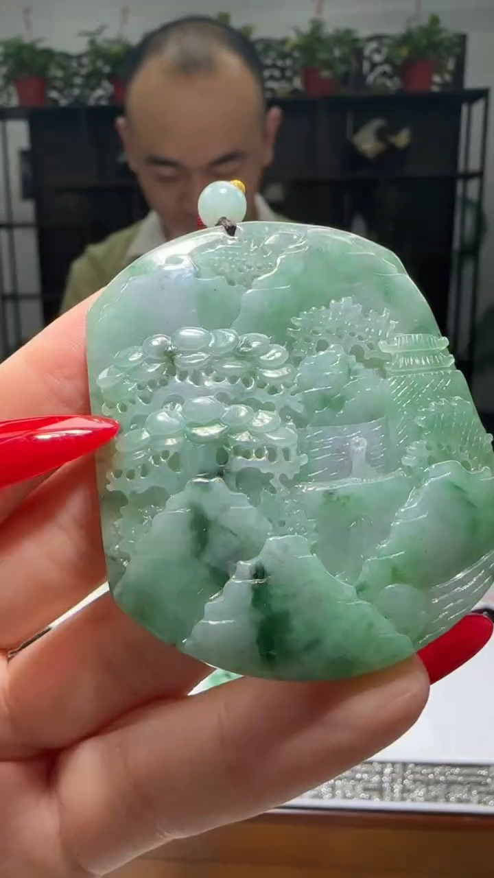 【闪购商品】翡翠颈饰未镶嵌天然翡翠A货吊坠