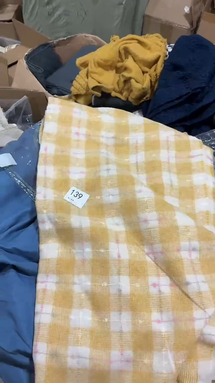 瓷139 围巾 黄色 格子 瑕疵